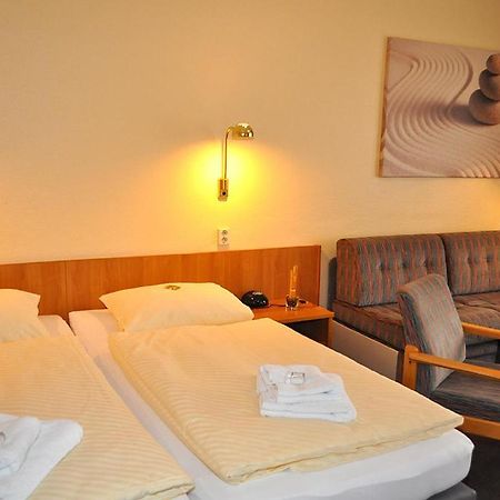 Gaestehaus Lietzow & Stoertebeker Camp エクステリア 写真